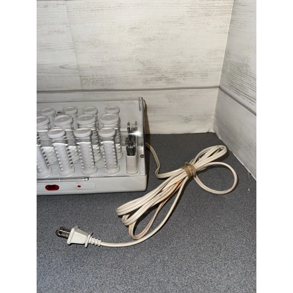 Curlmaster 18 Roller With Clips Hairsetter Model 9405‎ by Belson Tested Works